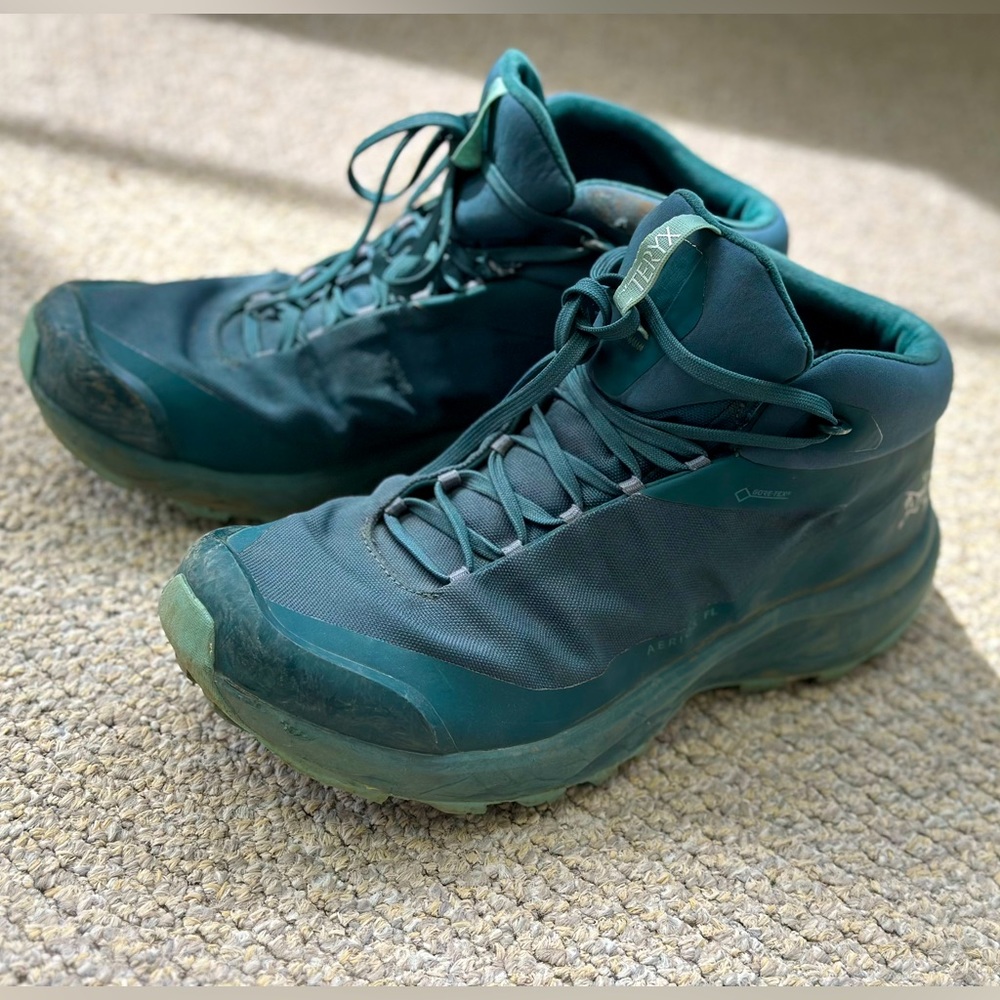 Arc'teryx Teal Athletic Shoes - Picture 2 of 4
